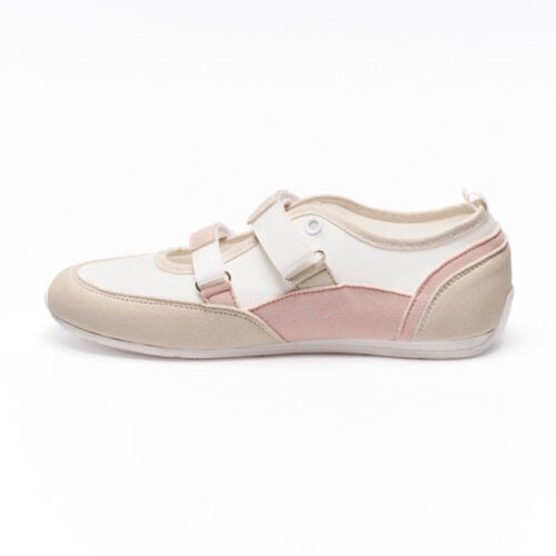 Alternative view of Mia - Lindsey 1-25bk060911